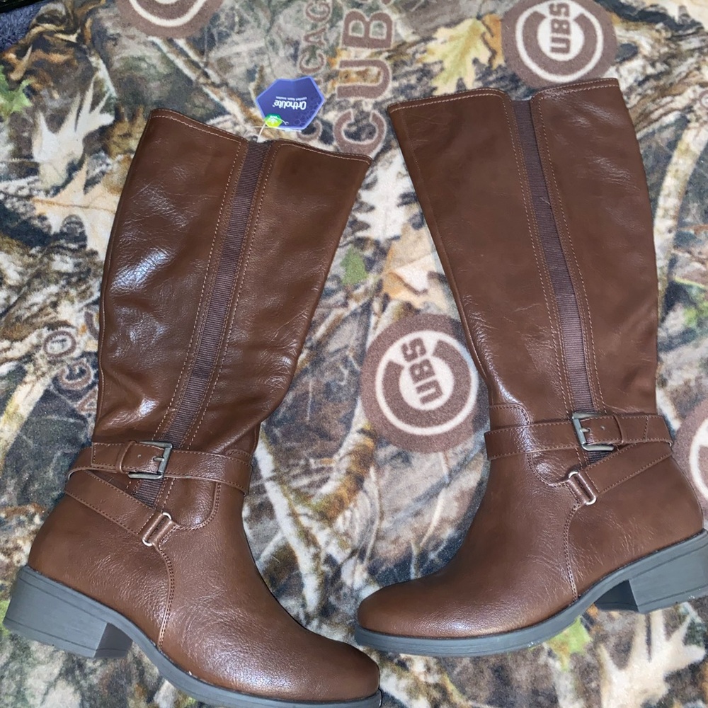 BRAND NEW Ortholite boots